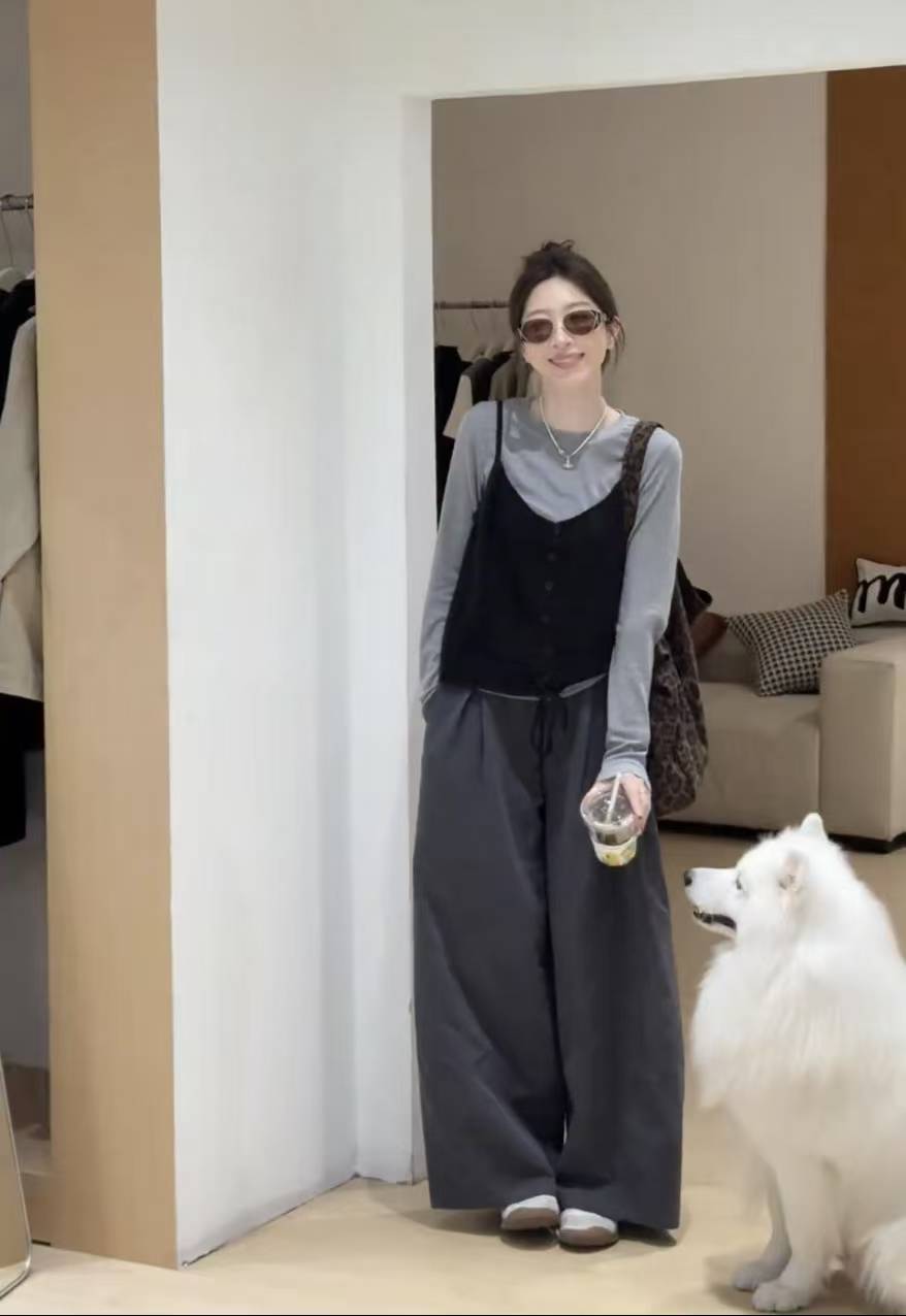 Korean Style 3-Piece Women's Set: Tank Top, Base Layer, Wide-Leg Pants - Fall 2025 - Image 2
