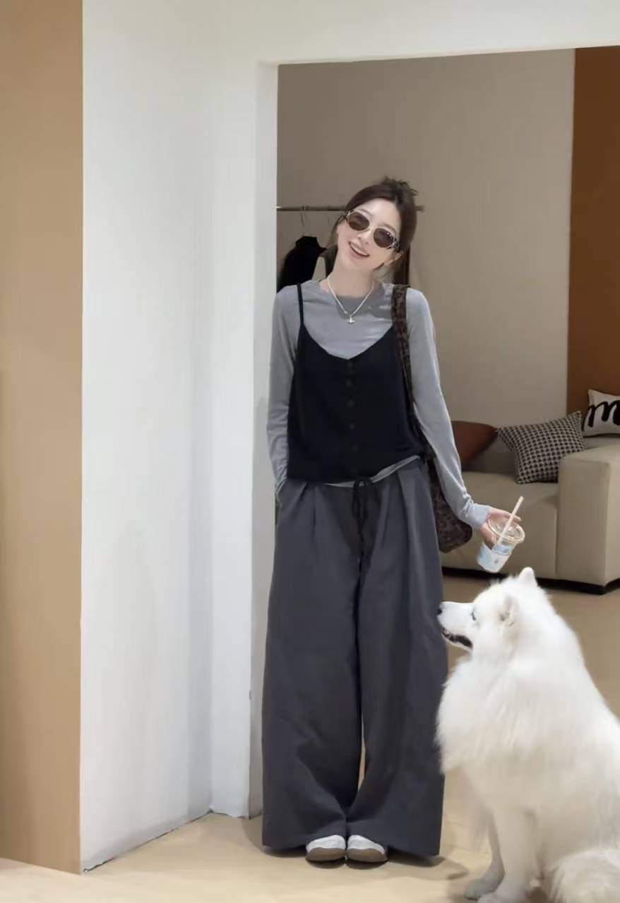 Korean Style 3-Piece Women's Set: Tank Top, Base Layer, Wide-Leg Pants - Fall 2025 - Image 3