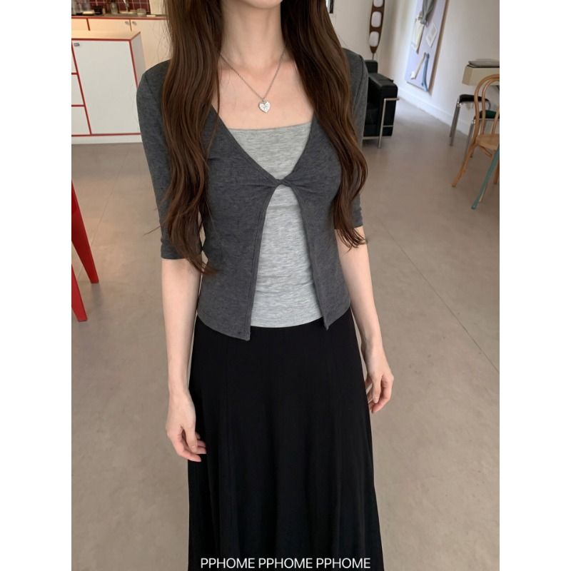 Women's Slim Fit Knotted Faux Two-Piece Mid-Sleeve T-Shirt Casual Top